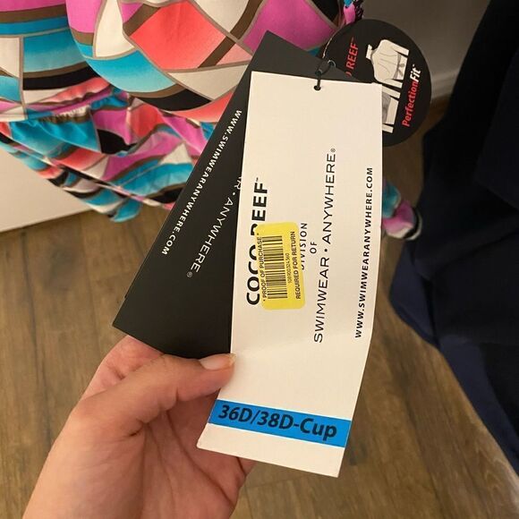 Coco Reef Abstract Geometric Pattern Halter Tankini - Picture 5 of 5